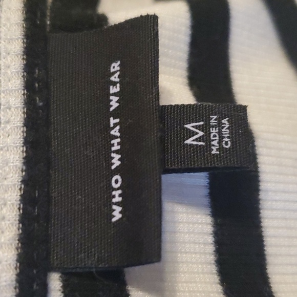Who What Wear Swoop Neck Stripe Top SZ MD - Picture 5 of 8